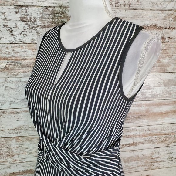 SUGARLIPS Black Blackjack Striped Keyhole Jersey - Picture 6 of 10